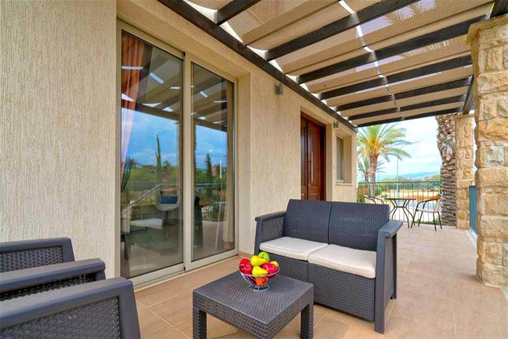Villa Lalianda Sandy Beach Villas - Private Pool - Jacuzzi - Private Beach Area Polis Exterior foto